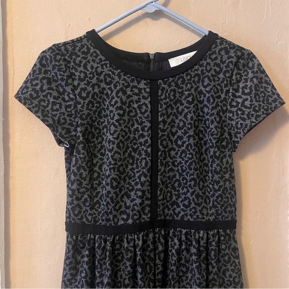 ann taylor loft • black& gray knit short sleeve leopard cheetah print mini dress - Picture 6 of 17